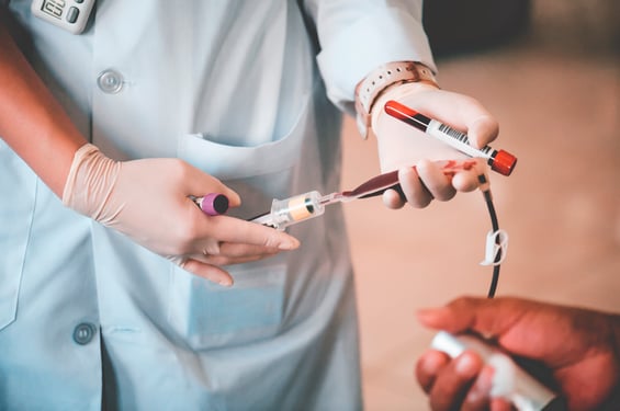 donating-blood-for-transfusions-_-Blood-donation-and-blood-donor,--hemolytic-transfusion-bank-concept.-1171248030_4256x2832